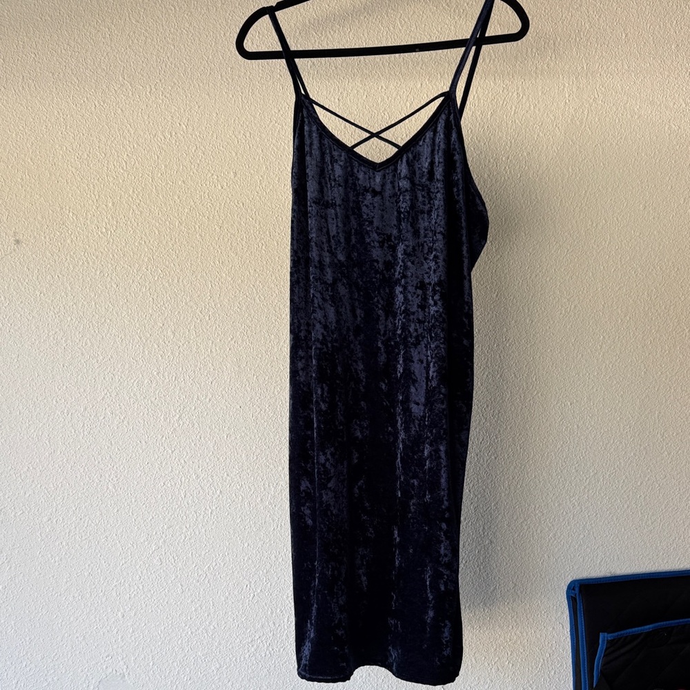 Elegant Black Velvet Mini Dress